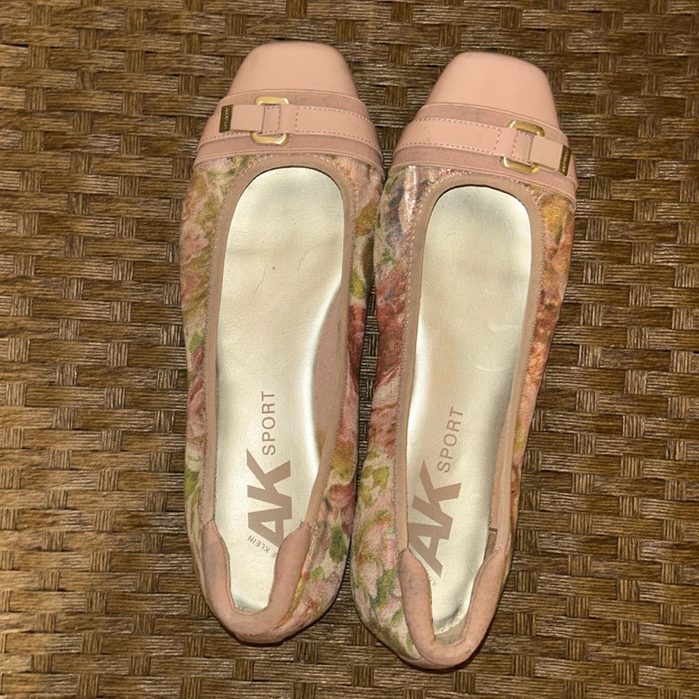 Pink Anne Klein sport ballet flats